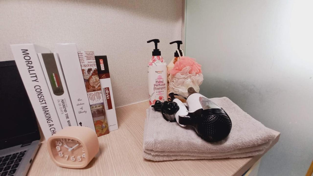 Haechi Stay Guesthouse - For Foreigners Only Сеул Экстерьер фото