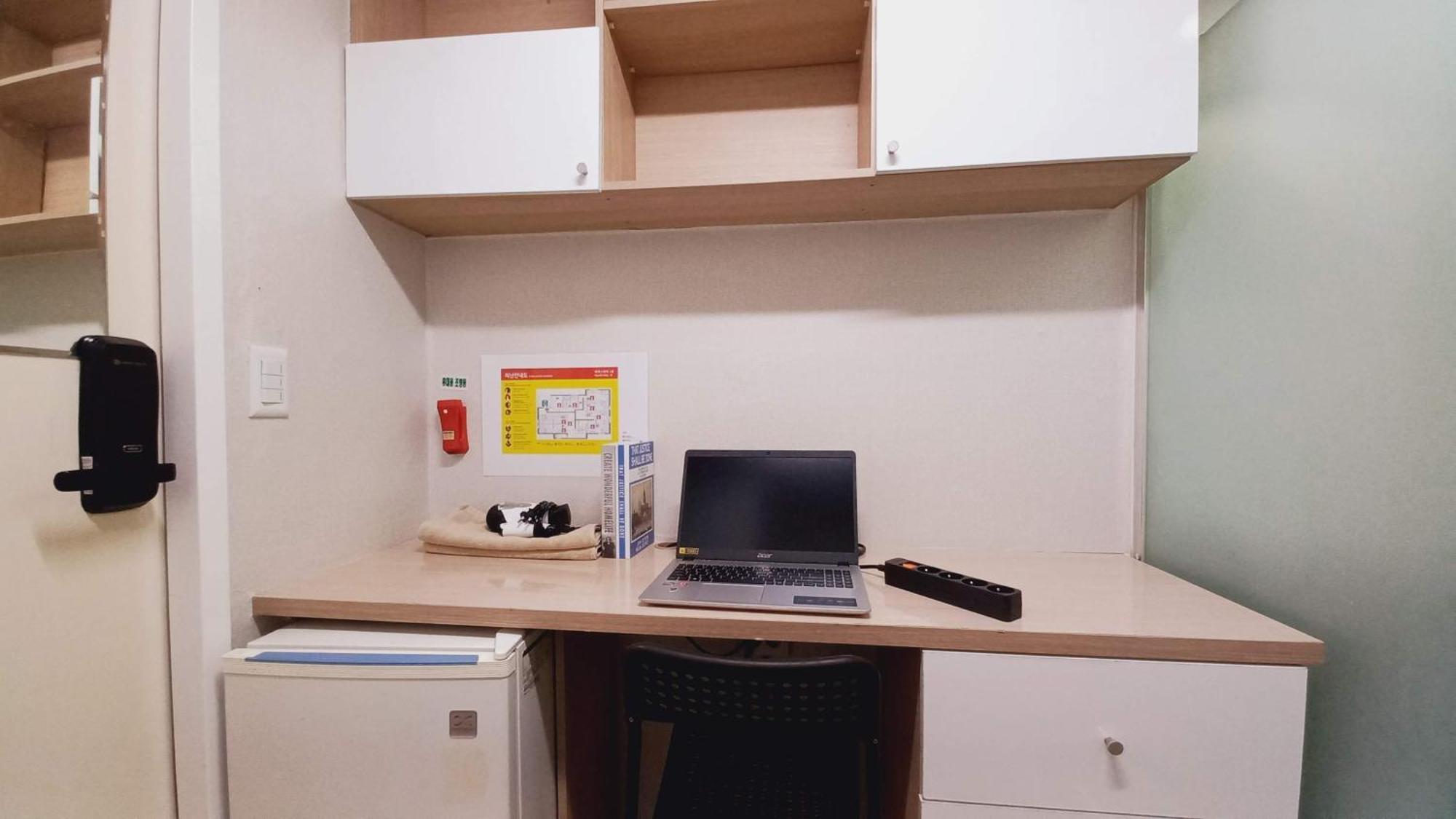 Haechi Stay Guesthouse - For Foreigners Only Сеул Экстерьер фото