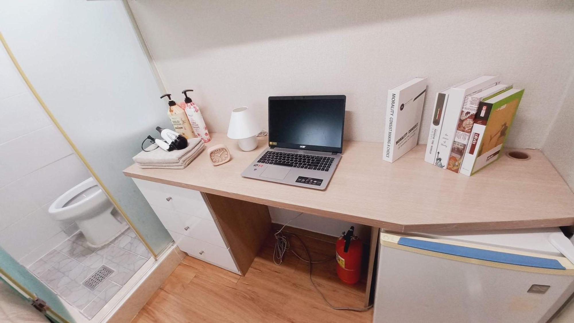 Haechi Stay Guesthouse - For Foreigners Only Сеул Экстерьер фото